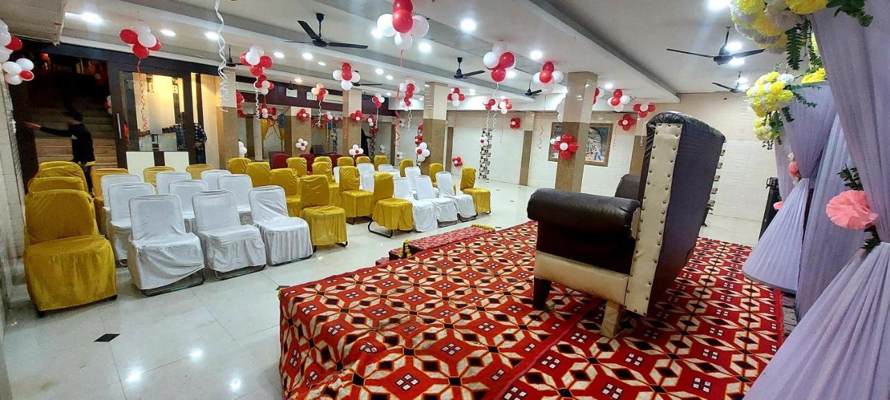 Ap Palace Hotel, Ayodhya Екстер'єр фото