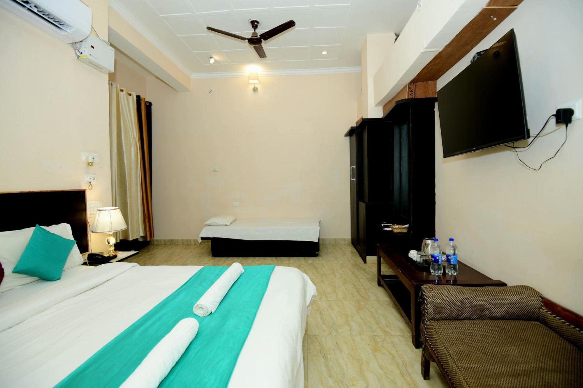 Ap Palace Hotel, Ayodhya Екстер'єр фото