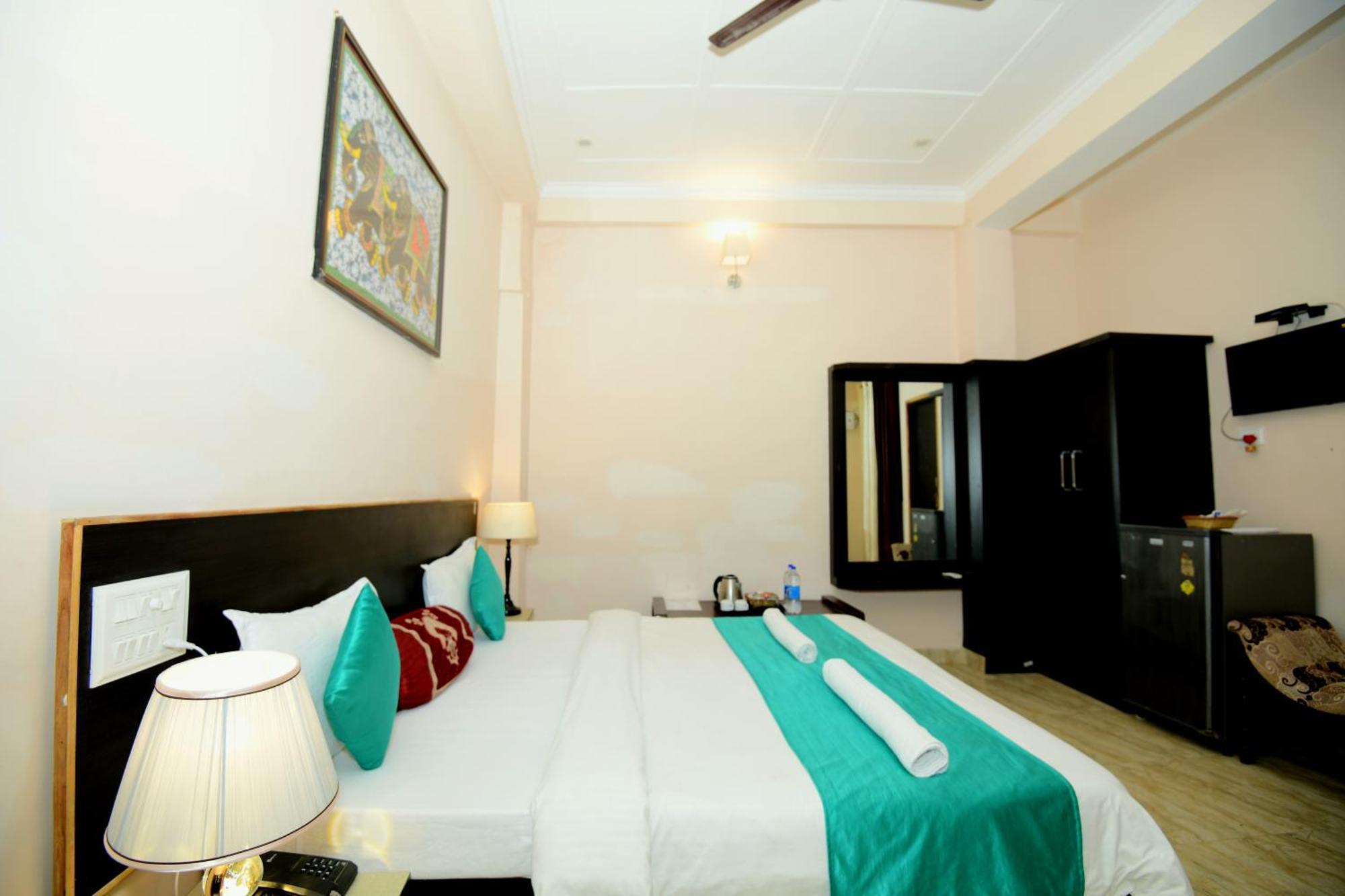 Ap Palace Hotel, Ayodhya Екстер'єр фото