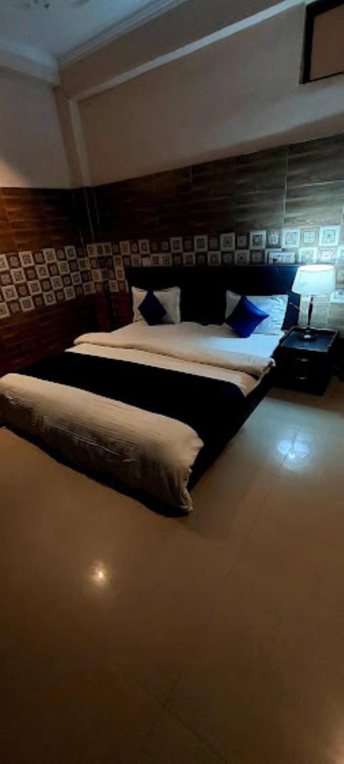 Ap Palace Hotel, Ayodhya Екстер'єр фото