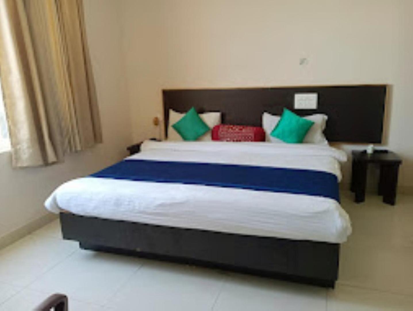 Ap Palace Hotel, Ayodhya Екстер'єр фото